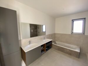 Maison T4 Vallesvilles salle d'eau 3